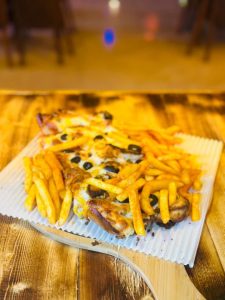 رستوران ایران زمین غذای ایرانی و غذای دریایی در درگهان 5