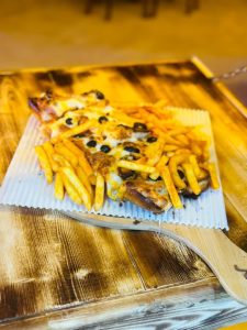 رستوران ایران زمین غذای ایرانی و غذای دریایی در درگهان 8