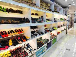 کفش ‏آرجی ‏کتونی ‏بچه ‏گانه ‏کفش ‏زنانه ‏اورجینال ‏و ‏ارزان ‏در ‏کرج ‏گوهردشت 9