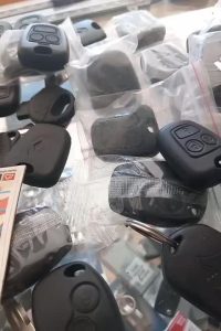 کلید سازی و سیستم ایمنی سعید ساخت سوئیچ های کددار نصب دزدگیر اماکن شبانه روزی در تهران امیرکبیر هاشم زاده