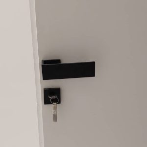 سازی کرمی کلید سازی سیار و شبانه روزی نصب درب ضد سرقت در تهران جنت آباد شمالی 7 result