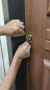 سازی کرمی کلید سازی سیار و شبانه روزی نصب درب ضد سرقت در تهران جنت آباد شمالی result