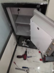 کلیدسازی رسول خدمات کلیدسازی شبانه روزی سیار در شهران جنت آباد 15