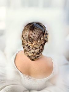 آموزشگاه ‏و ‏آرایشگاه ‏بانو ‏روژین ‏میکاپ ‏شینیون ‏رنگ ‏لایت ‏بافت ‏مو ‏کوتاهی ‏مو ‏در ‏شهر ری ‏میدان ‏نماز 10