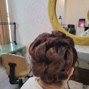 سالن ‏زیبایی ‏ترانه ‏رنگ ‏و ‏لایت ‏و ‏میکاپ ‏و ‏شینیون ‏و ‏مش ‏و ‏کوتاهی ‏در ‏تهران ‏میدان ‏انقلاب 17