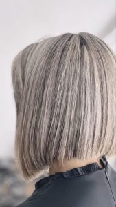 سالن ‏زیبایی ‏و ‏آموزشگاه ‏مه ‏نا ‏آموزش ‏احیای ‏مو ‏کراتین ‏مو ‏و ‏رنگ ‏و ‏مش ‏در تهران ‏تهرانسر 12