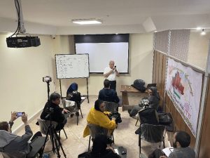 مجتمع ‏فنی ‏حرفه ‏ای ‏ITD ‏آموزش ‏زبان ‏و ‏گردشگریی ‏در ‏تهران ‏میدان ‏انقلاب 4