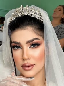 ‏زیبایی ‏ارمغان ‏ریسباف ‏کراتین ‏رنگ ‏و ‏لایت ‏شینیون ‏تخصصی ‏عروس ‏در ‏زاهدان 11