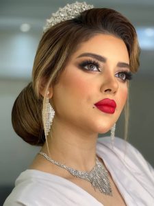 مهسا ‏مرادی ‏آموزش ‏میکاپ ‏خدمات ‏گریم ‏تخصصی ‏میکاپ ‏عروس ‏در ‏نواب ‏. 8