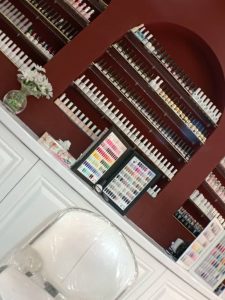 مینا ‏فراهانی ‏کاشت ‏ترمیم ‏ناخن ‏ژلیش ‏لمینت ‏در ‏پردیس ‏فاز ‏2 11