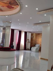 مینا ‏فراهانی ‏کاشت ‏ترمیم ‏ناخن ‏ژلیش ‏لمینت ‏در ‏پردیس ‏فاز ‏2 8