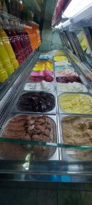 ‏وحید ‏خرید ‏آبمیوه ‏طبیعی ‏و ‏بستنی ‏ویتامینه ‏در ‏تهران ‏پردیس 5