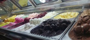 ‏وحید ‏خرید ‏آبمیوه ‏طبیعی ‏و ‏بستنی ‏ویتامینه ‏در ‏تهران ‏پردیس 8